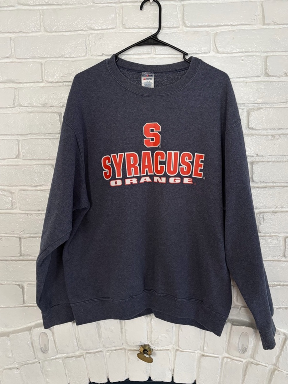 Men’s Syracuse jerzees crewneck sweater size large